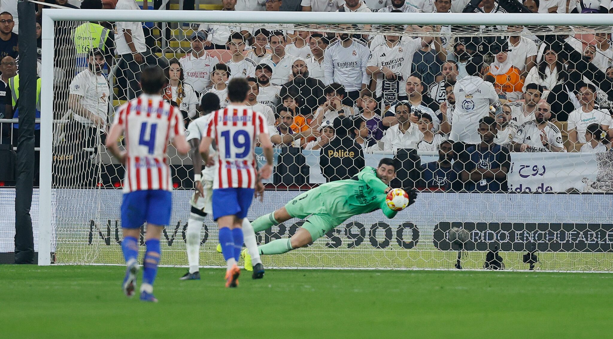 Real Madrid Supercopa Semi-Final Win Sends Los Blancos Into Clasico Final 2 Real Madrid Supercopa Semi-Final Win Sends Los Blancos Into Clasico Final