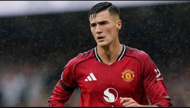 Manchester United Impressed With Sesko Signing 